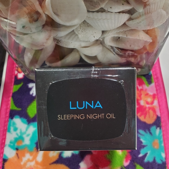 Luna Retinol sleeping night oil.0.5 oz new in box - Picture 9 of 12